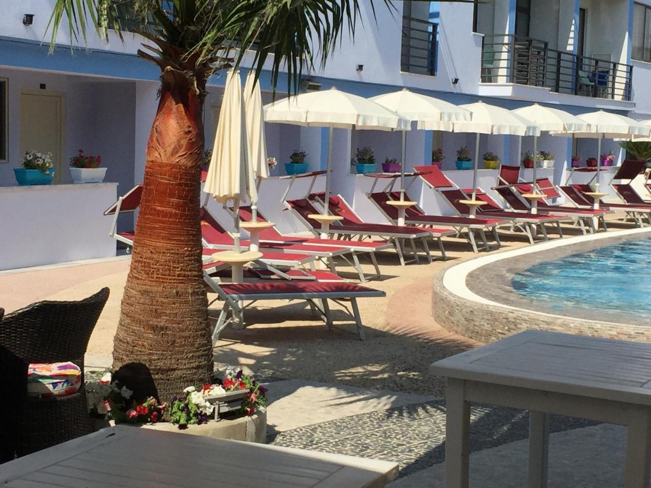Hotel Antag Shëngjin エクステリア 写真