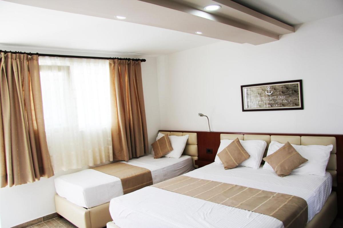Hotel Antag Shëngjin エクステリア 写真