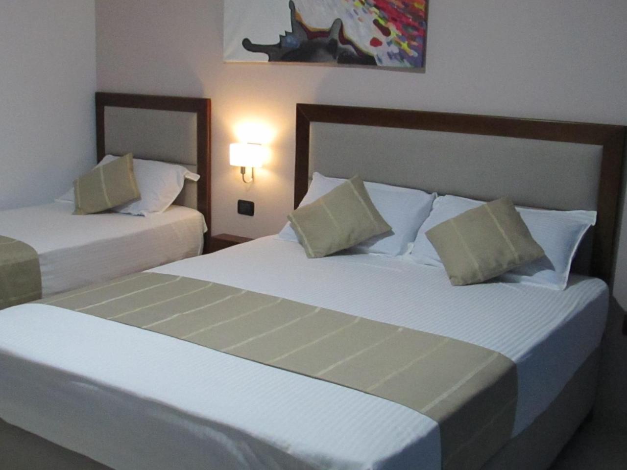 Hotel Antag Shëngjin エクステリア 写真