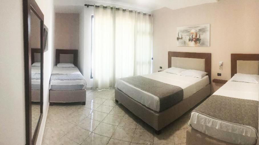 Hotel Antag Shëngjin エクステリア 写真